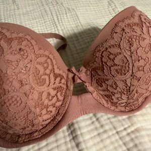 Victoria’s Secret Lace Push-Up Bra in Dusty Pink 34DD